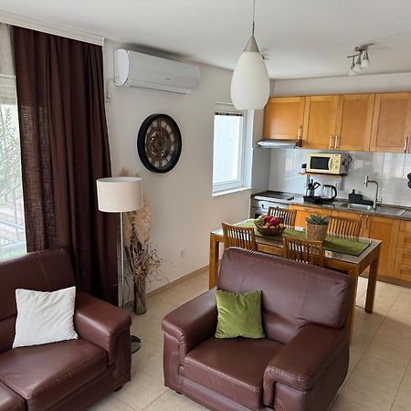 J&M Apartment Kotor Eksteriør billede