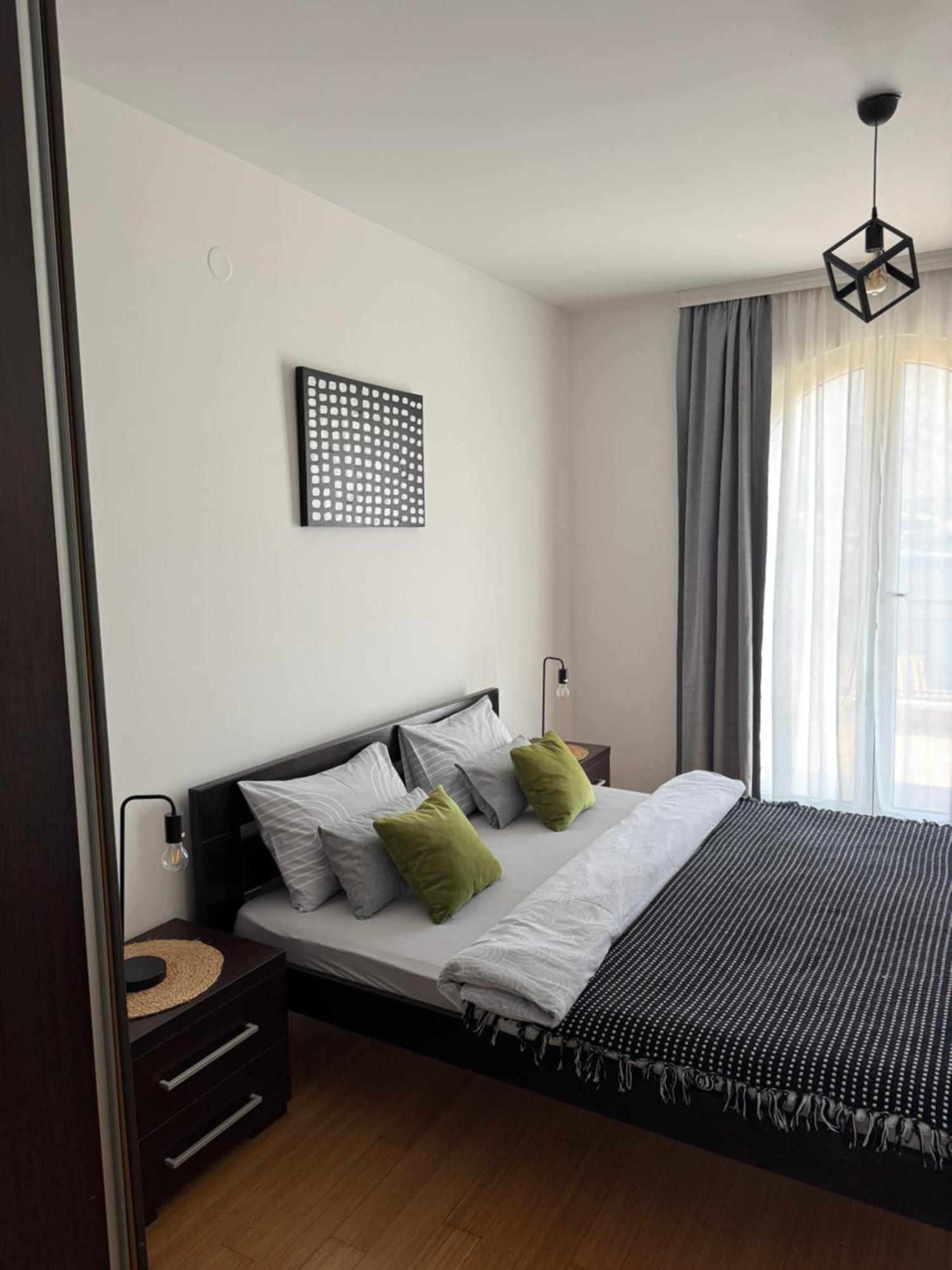 J&M Apartment Kotor Eksteriør billede