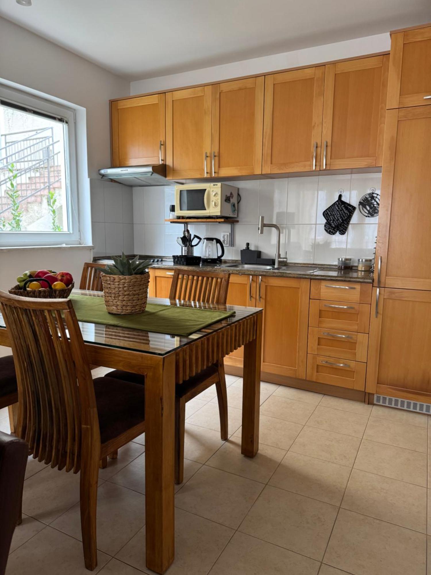 J&M Apartment Kotor Eksteriør billede
