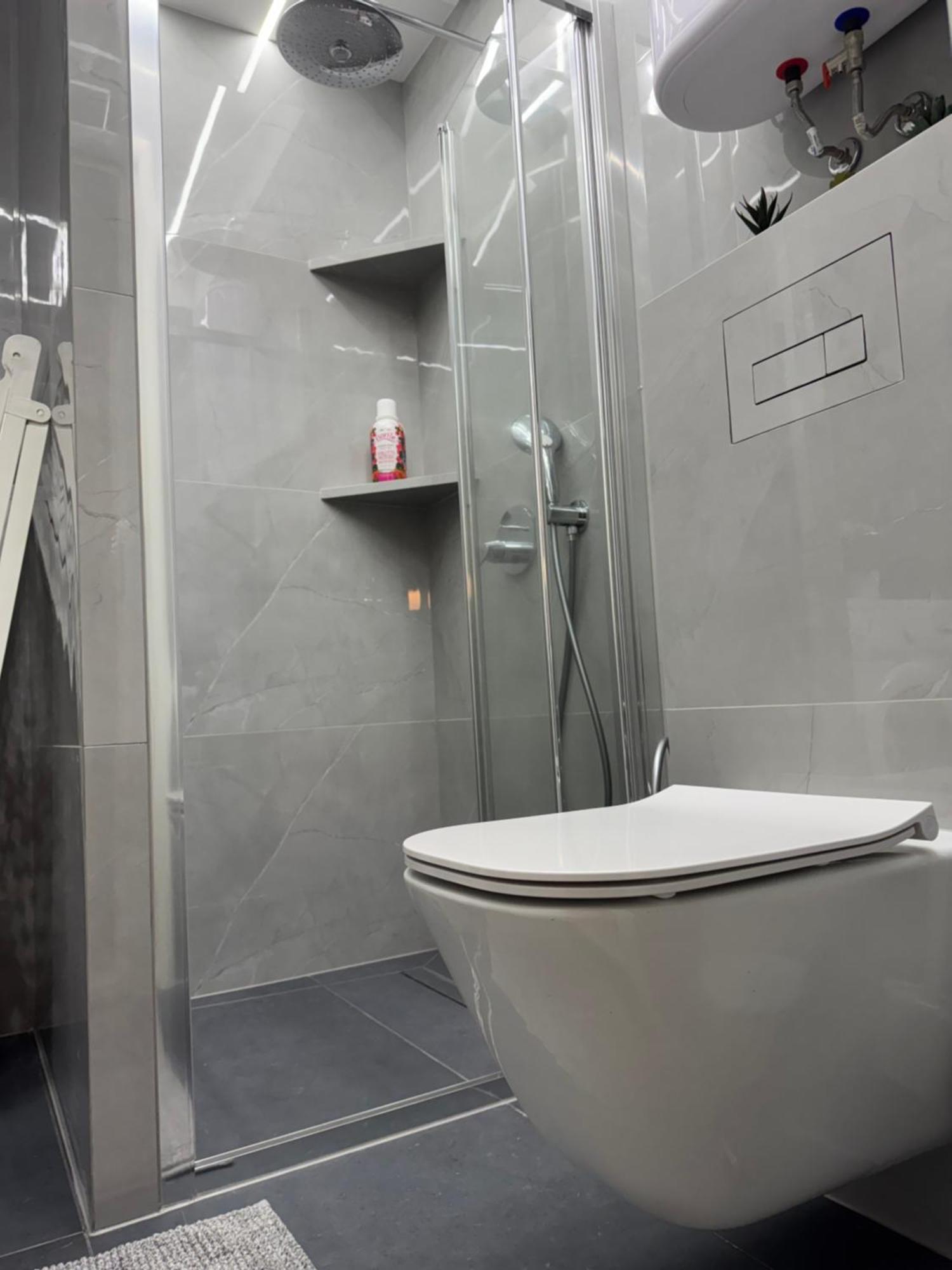 J&M Apartment Kotor Eksteriør billede